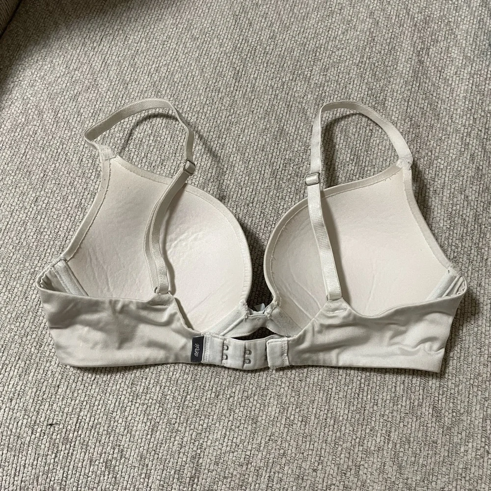✨Brooke Aerie White Bra Size 32C